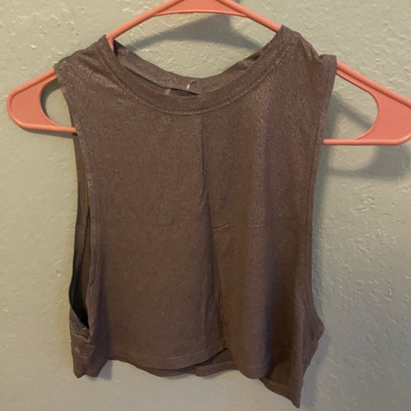 LULU tank top - Picture 1 of 3